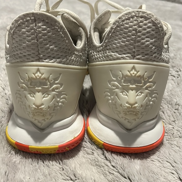 Nike Lebron Witness IV color camo - Picture 2 of 6